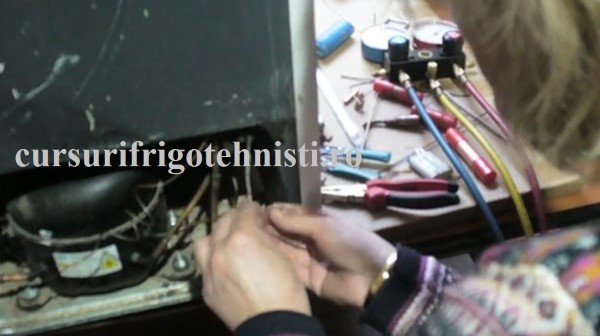 curatare loc unde argintez filtrul deshidrator (Custom).jpg