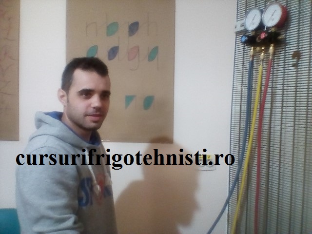 Practica reparatie frigider cu R600A vidare agregat.jpg
