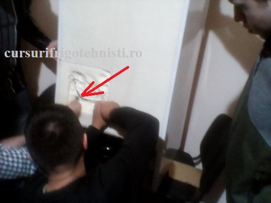 conducta de aluminiu plina de pori.jpg