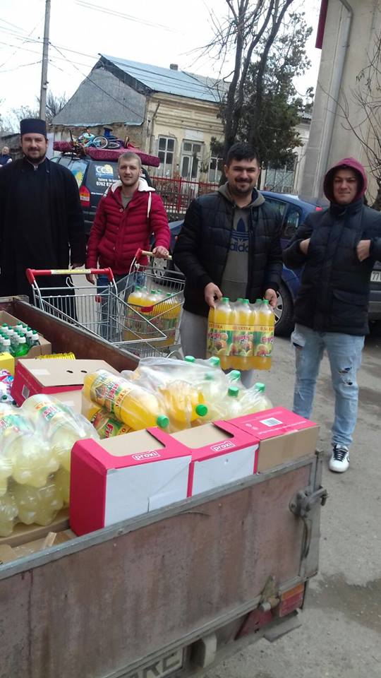 La cumparaturi pentru cei mici .jpg