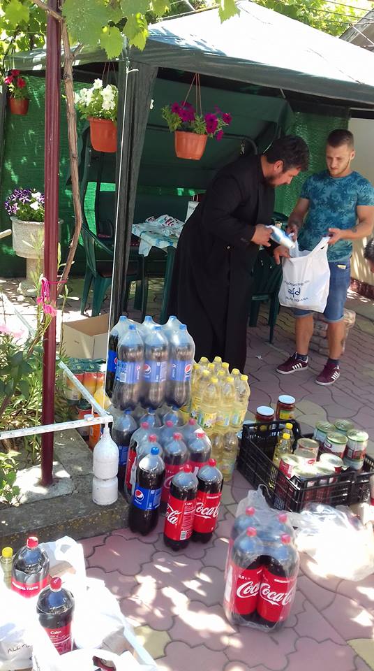 Pregatim pachete .jpg