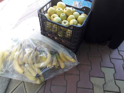 fructe pentru aia mici  (Mobile).jpg