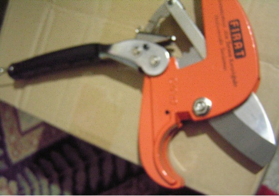 foarfeca taiat conducta ppr.jpg