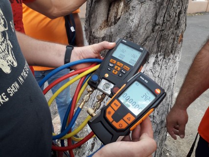 vacumetru electronic si baterie manometre .jpg