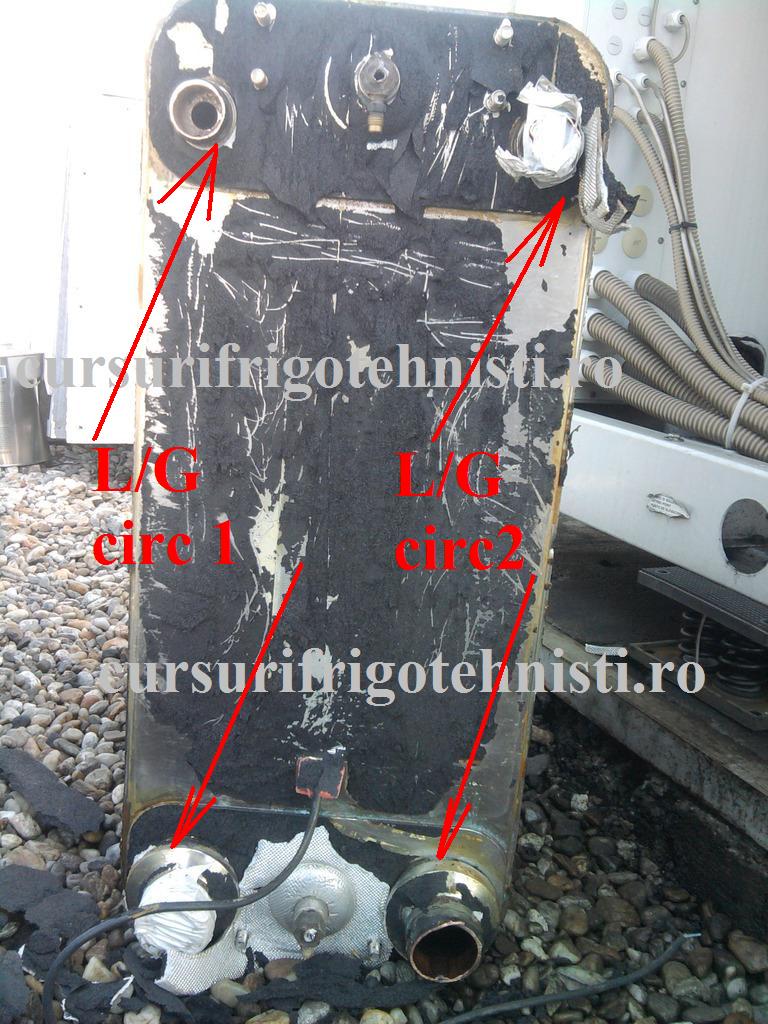 vap cu placi brazate se vad cele 4 conducte.jpg