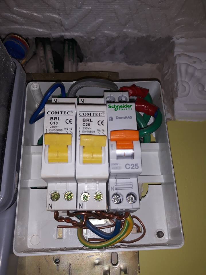 tablou electric detaliu legaturi .jpg