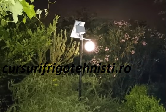 sistem fotovoltaic pe timp de noapte.jpg