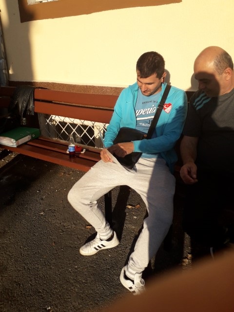 Costel Jipescu este si electrician le.jpg