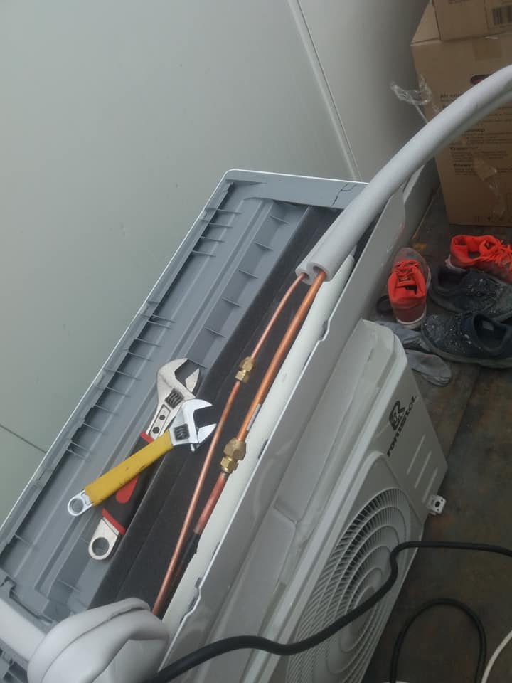 Prelungire traseu frigorific freon r32a putere 12000btu.jpg