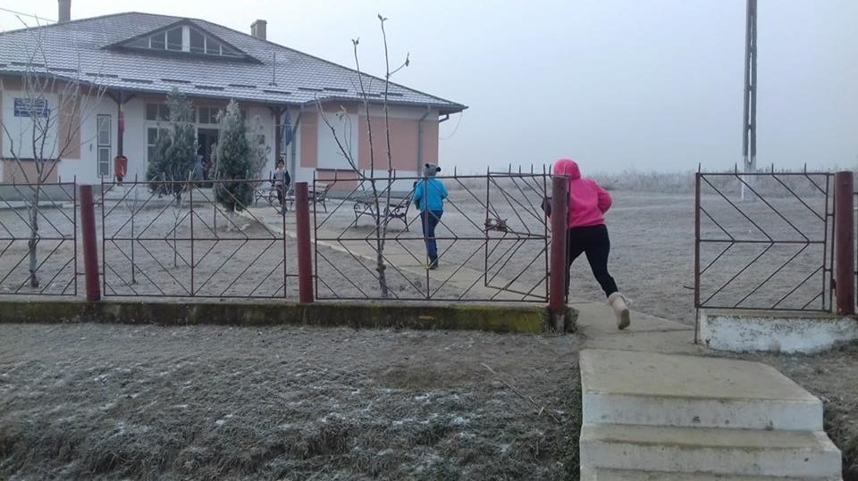 copii primesc calc .jpg