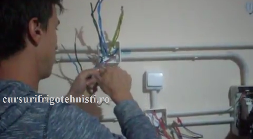 Prima legatura electrica facuta de Alex.jpg