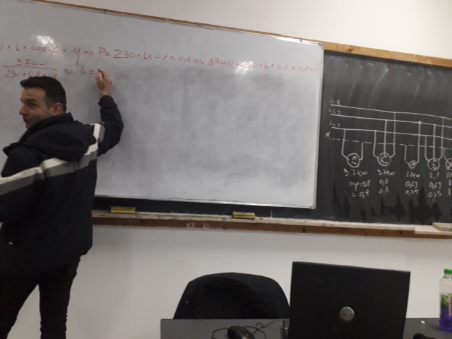 Motoare asincrone alimentate trifazat .jpg