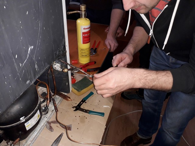 taiere filtru combina frigorifica .jpg