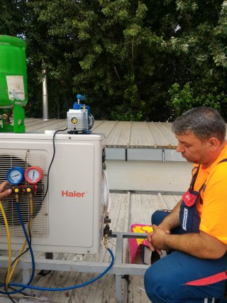 Unitate externa 18000btu incarcam cu freon .jpg