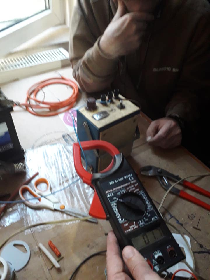 curentul absorbit 2A.jpg