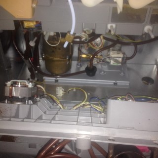 ventilator electric U=230V P=70W.JPG