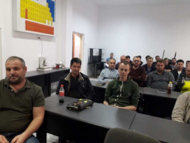 grupa 11 electricieni.jpg