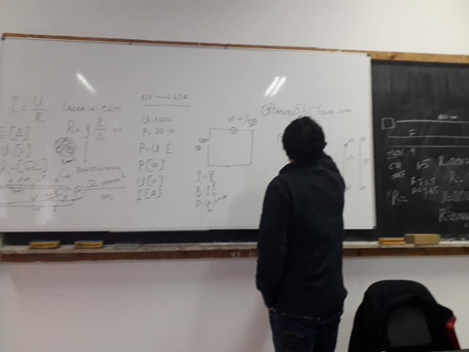 Gabriel si legea lui Ohm.jpg