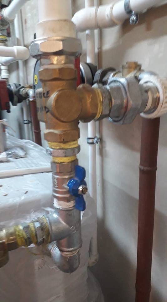 racord olandez si robineti de trecere .jpg