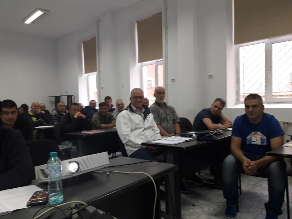 gr 16 frigotehnisti invatam presiunea de vaporizare.jpg