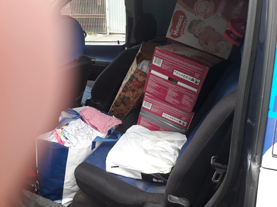 aici avem hainute  pentru copii defavoriyat gr 11 electricieni examen sisteme fotovoltaice ,i.jpg