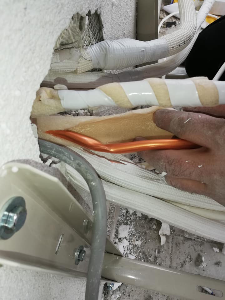 traseul de gay aer conditionat R32.jpg