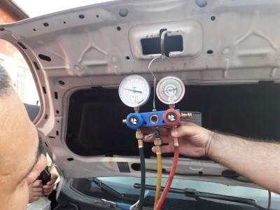 aer conditionat auto .jpg