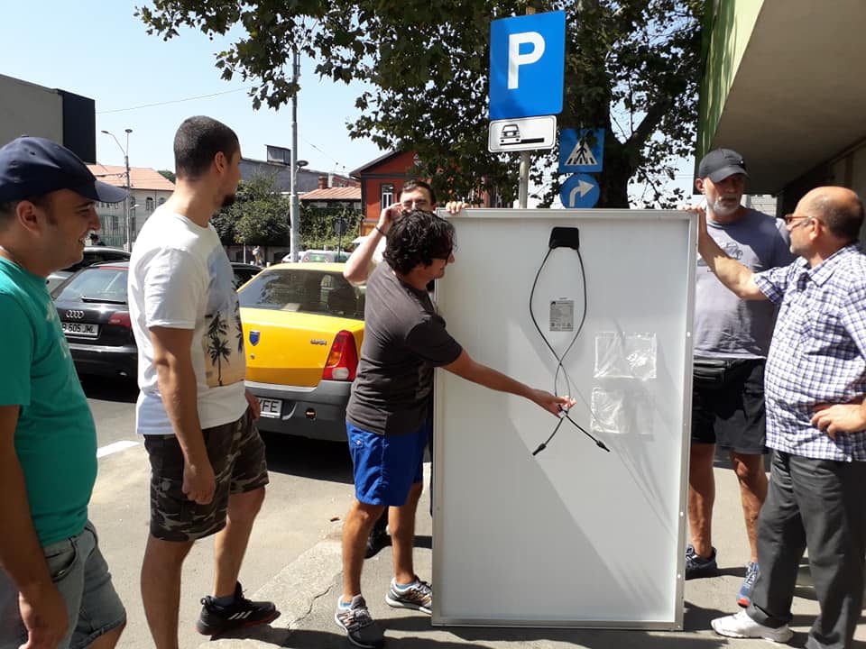 Panou fotovoltaic P=300w U=24V.jpg