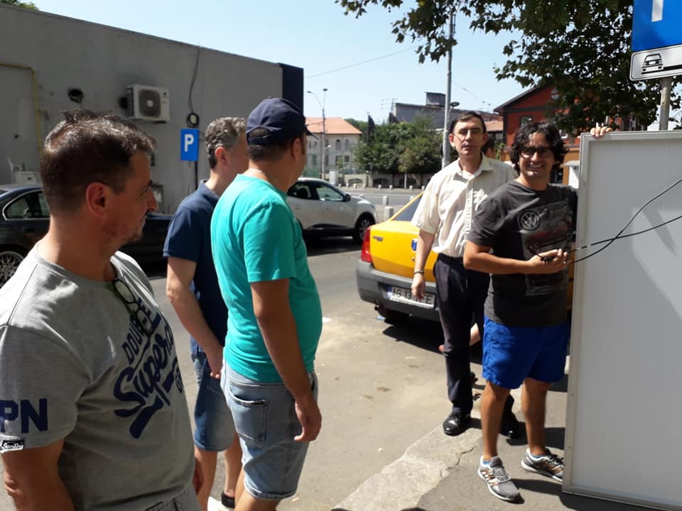 Panou fotovoltaic policristalin.jpg