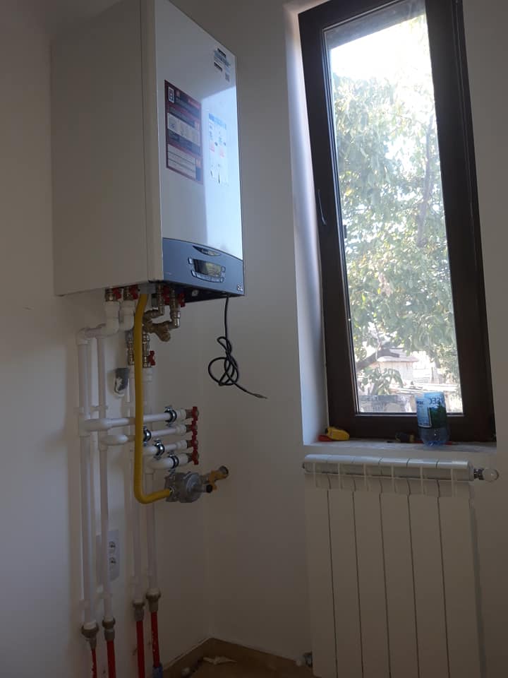 centrala ariston incalyire si apa calda.jpg