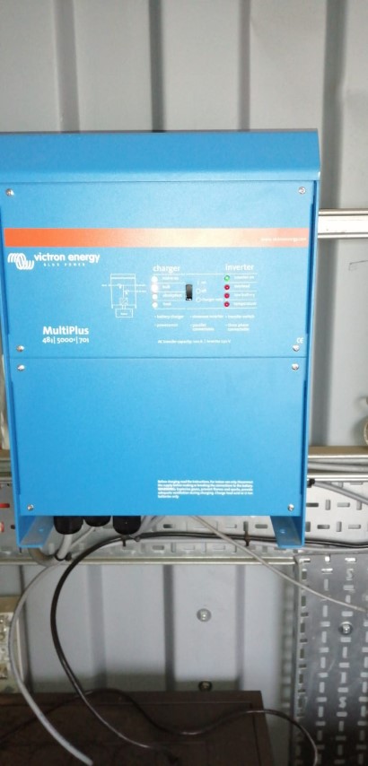 inverter trifayat  (Small).jpg