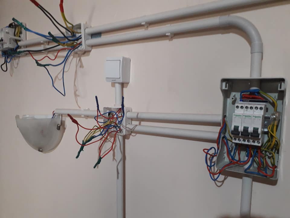 am verificat legaturile electrice din doze .jpg