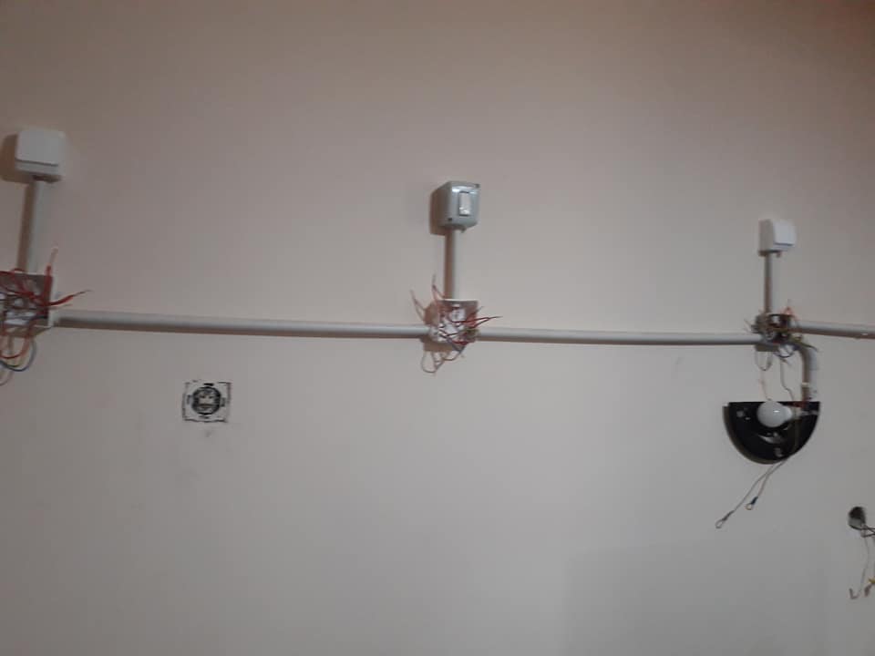 instalatia electrica de la practica .jpg