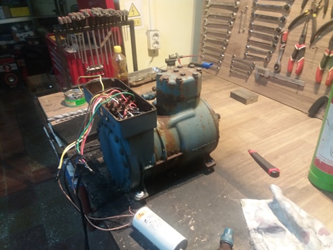 asincron trifazat pornire stea triunghi .jpg