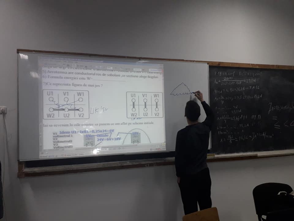 BORNE MOTOR ASINCRON TRIFAZAT 3X400V.jpg
