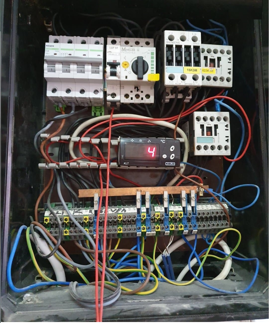 TABLOU ELECTRIC DE FORTA SI O AUTOMATIYARE.jpg