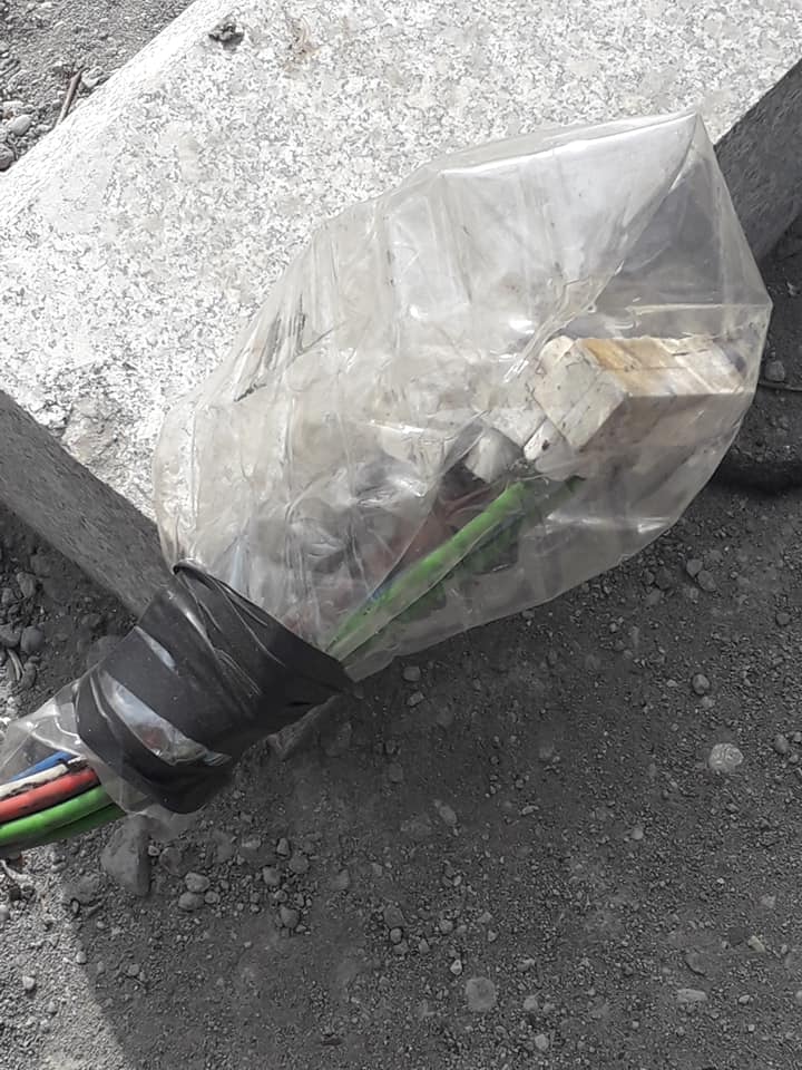 izolatie conductoare electrica U=400V cu o punga.jpg