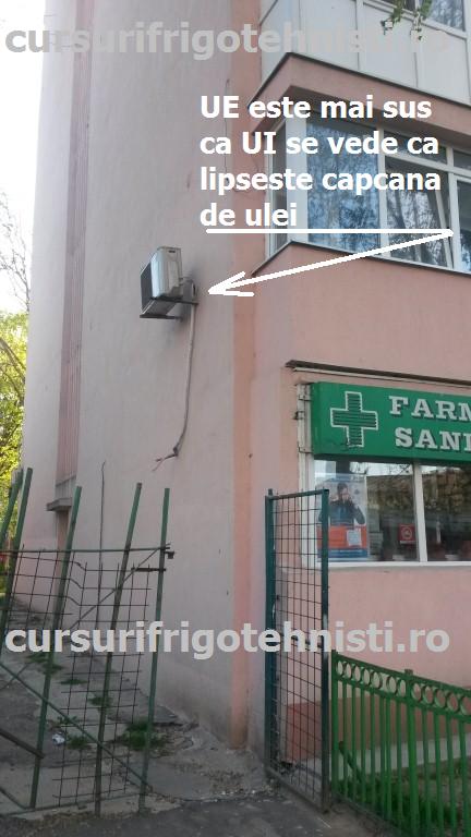 UE montata de un frigotehnist parat. (Custom).JPG