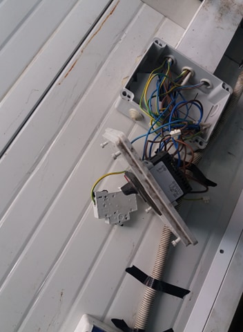 LEGATURI ELECTRICE.jpg