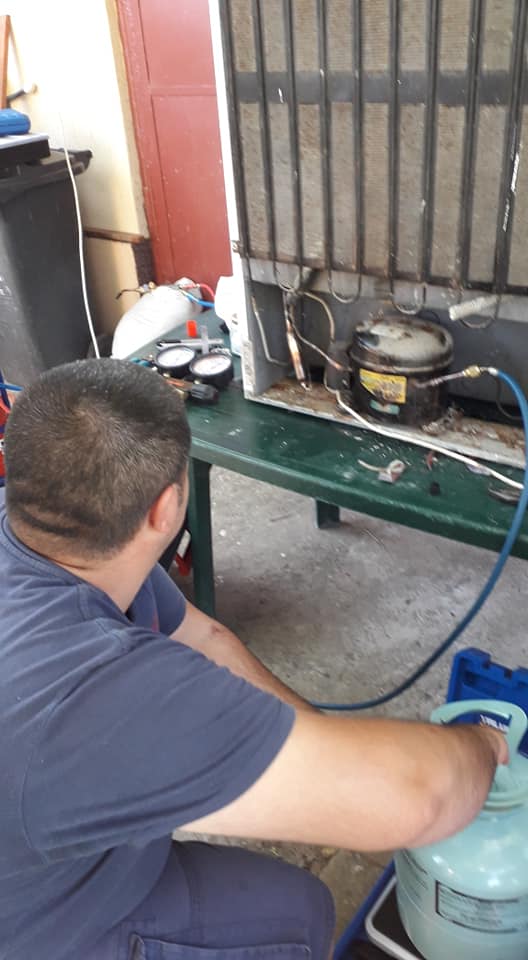 incarcare cu freon R134A.jpg