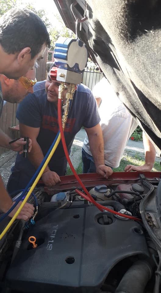 aer conditionat autoturism opel.jpg