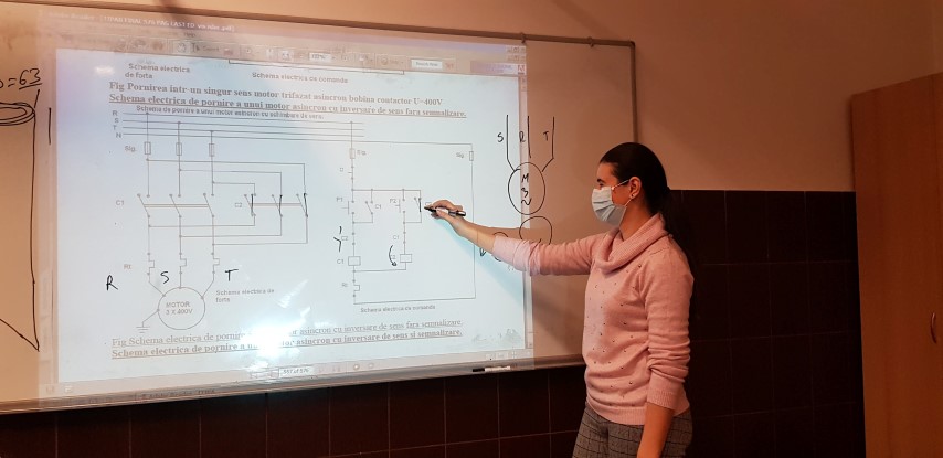 Motor asincron trifazat schimbare sens rotatie  cu 2 contactoare .jpg