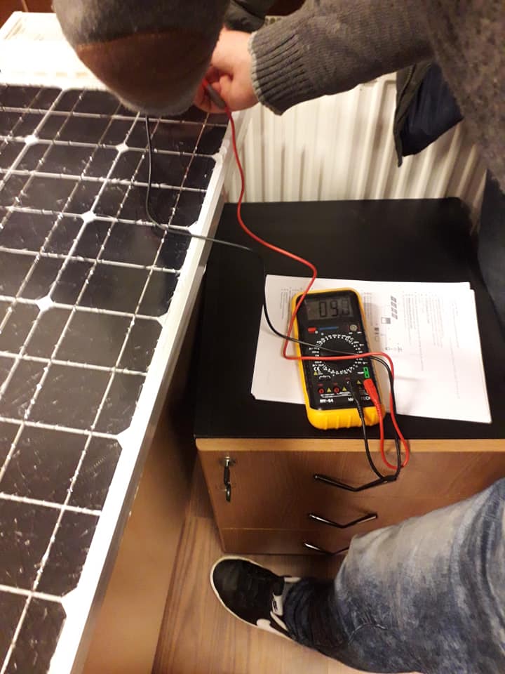 Masuram curentul de scurt circuit ,panou fotovoltaic.jpg