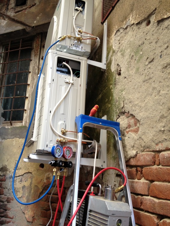 AC montate gresit.JPG