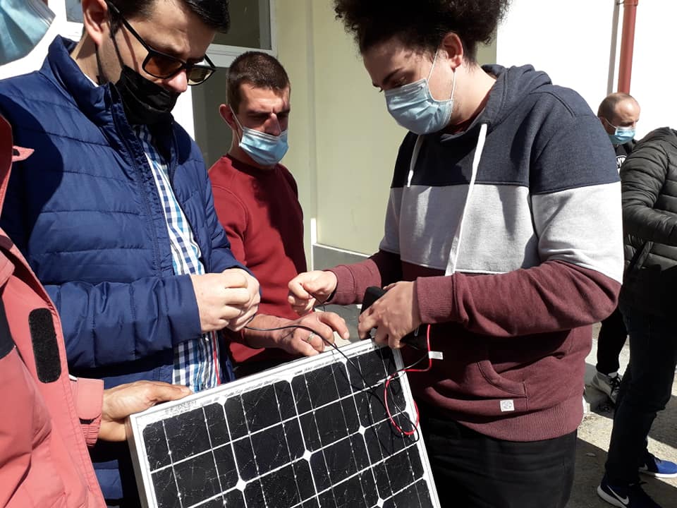 Panou monocristalin 12 V.jpg