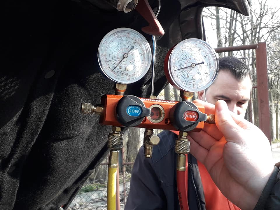 presiunile inalta si joasa freon R134A.jpg