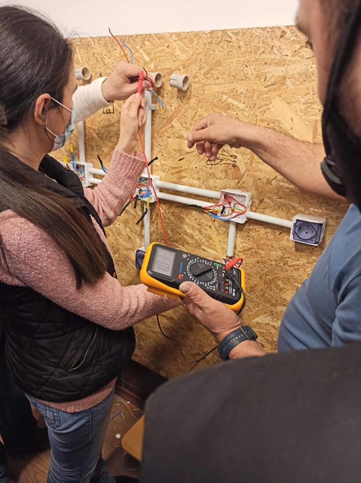 masuratori electrice in curent continuu.jpg