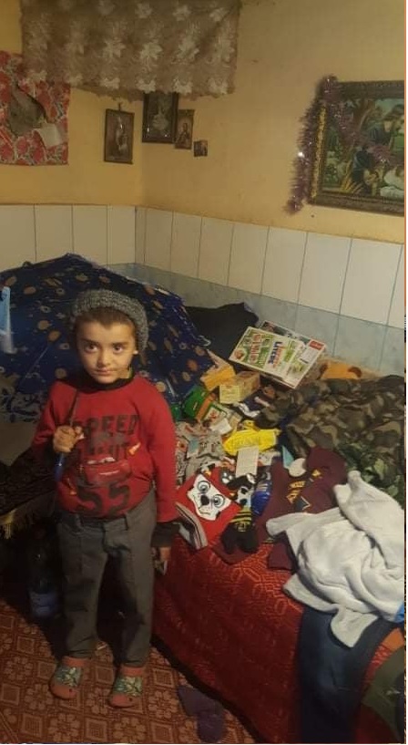 El este Andrei, un copil necăjit dar care este foarte inteligent..jpg