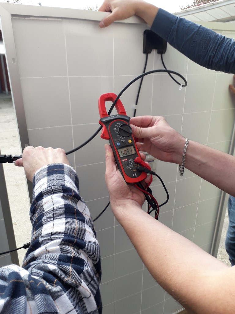 curentul de scurt circuit panou fotovoltaic.jpg