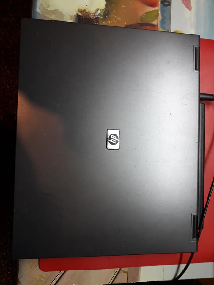 Laptop 2 tot HP tot dual.jpg